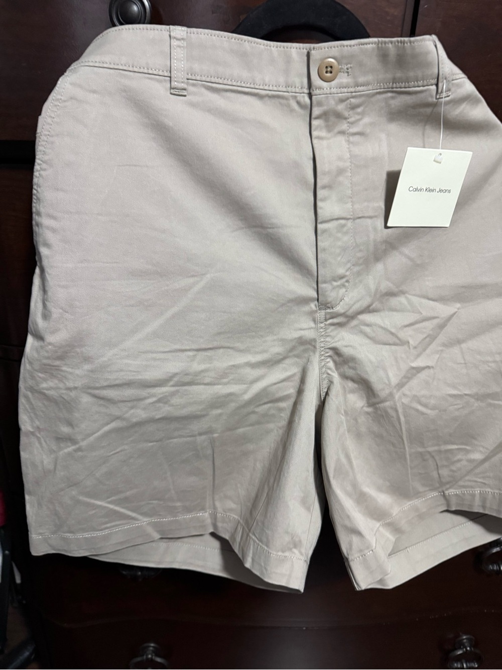 Calvin Klein Jeans Men’s Light Beige Flat Front Shorts size 40